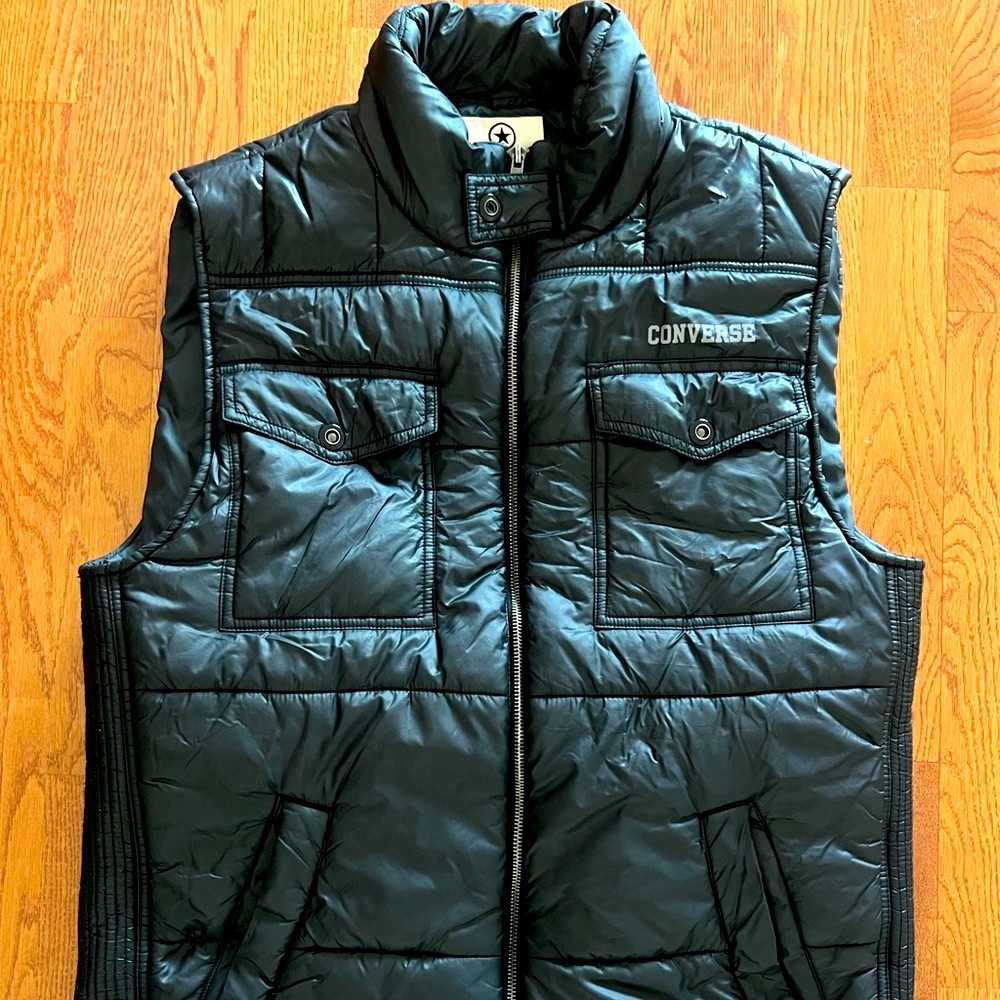Converse Men's Sleek Black Quilted Vest